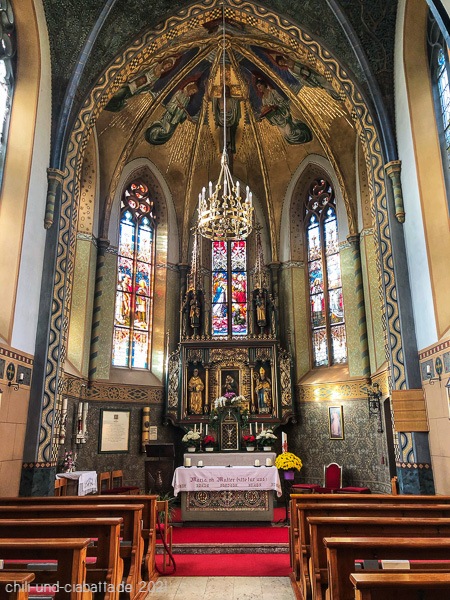Kirchen-Inneres